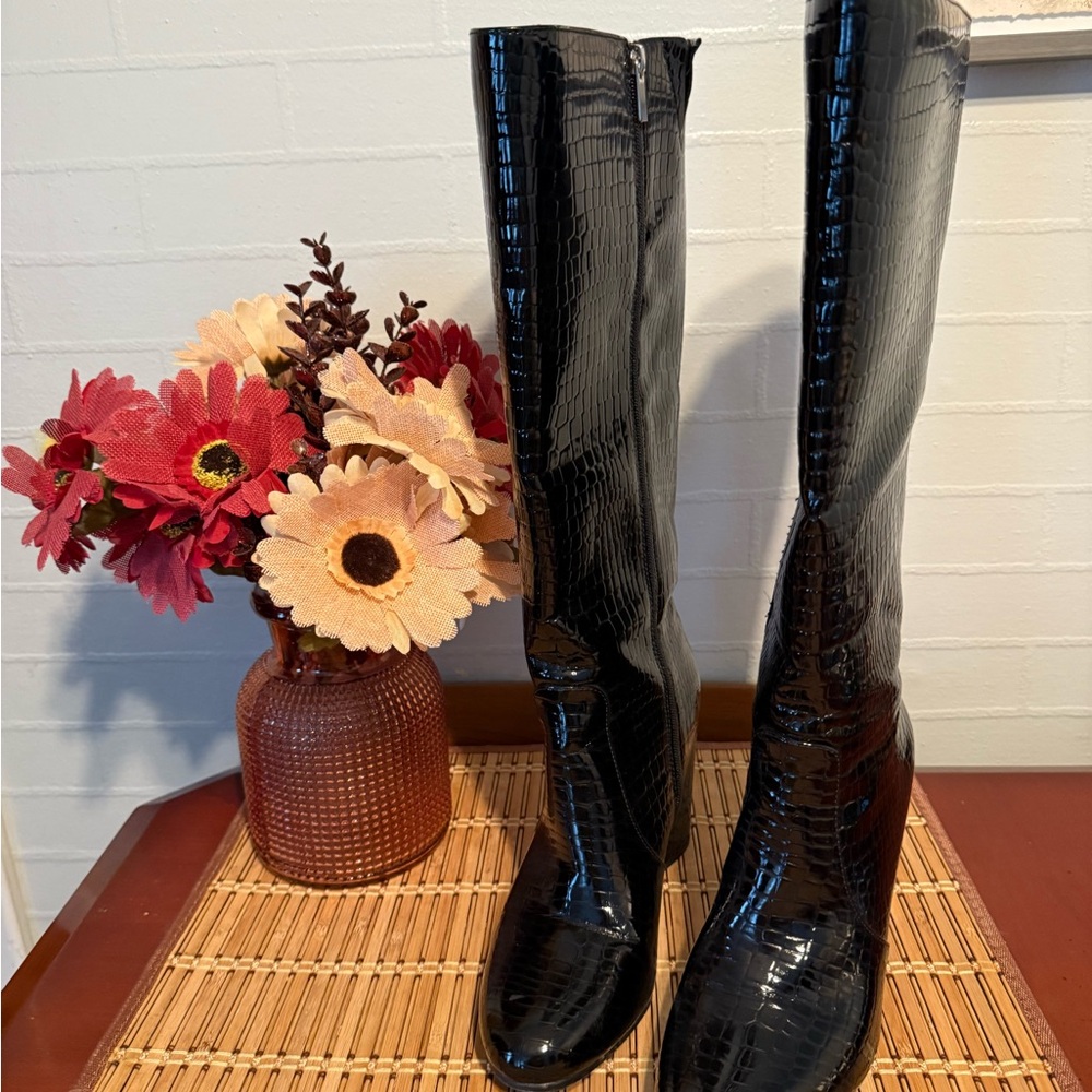 JustFab Glossy Black Croc-Pattern Heeled Boots